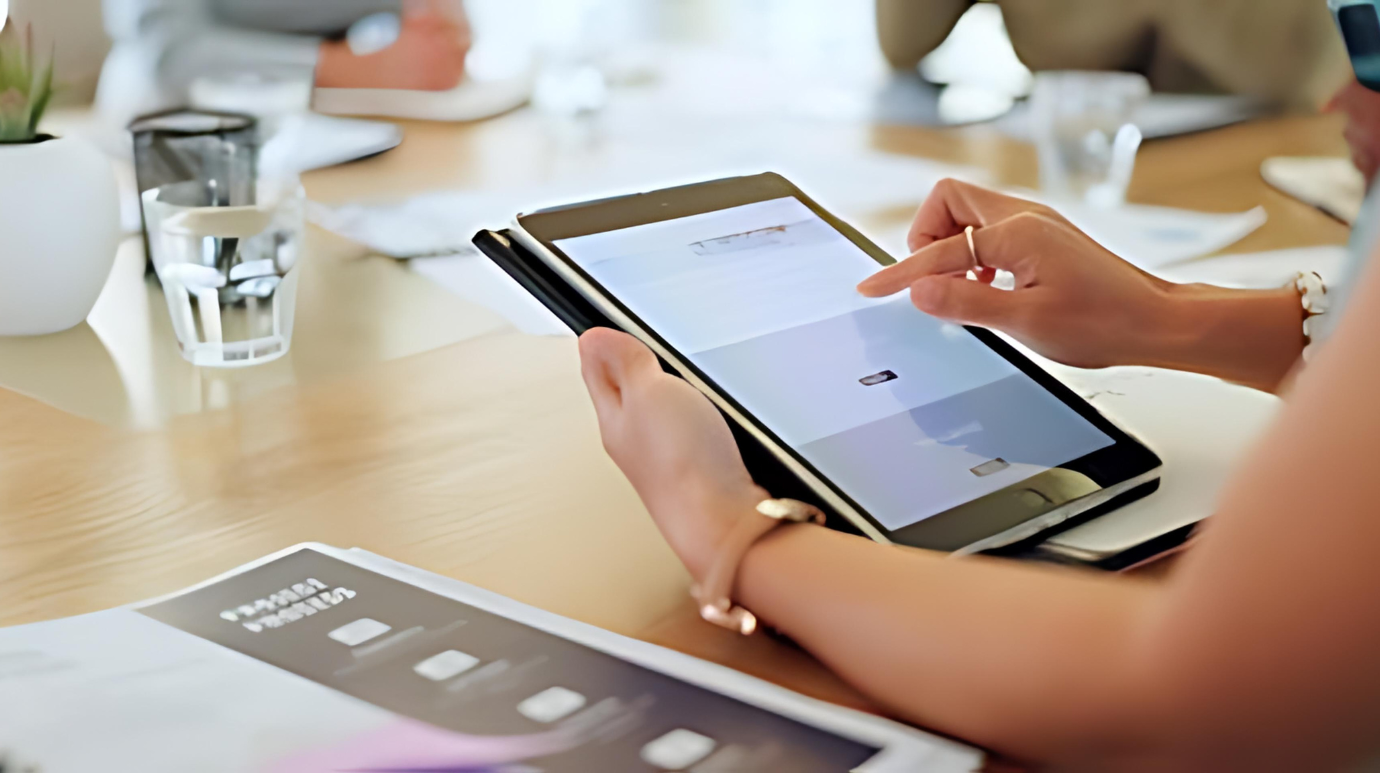 Image hover effect image